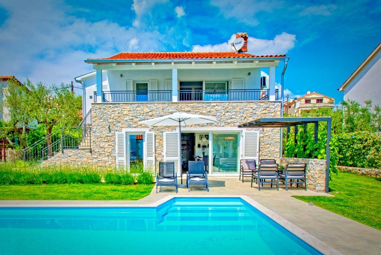 Salt & Sand Villa Kornić エクステリア 写真