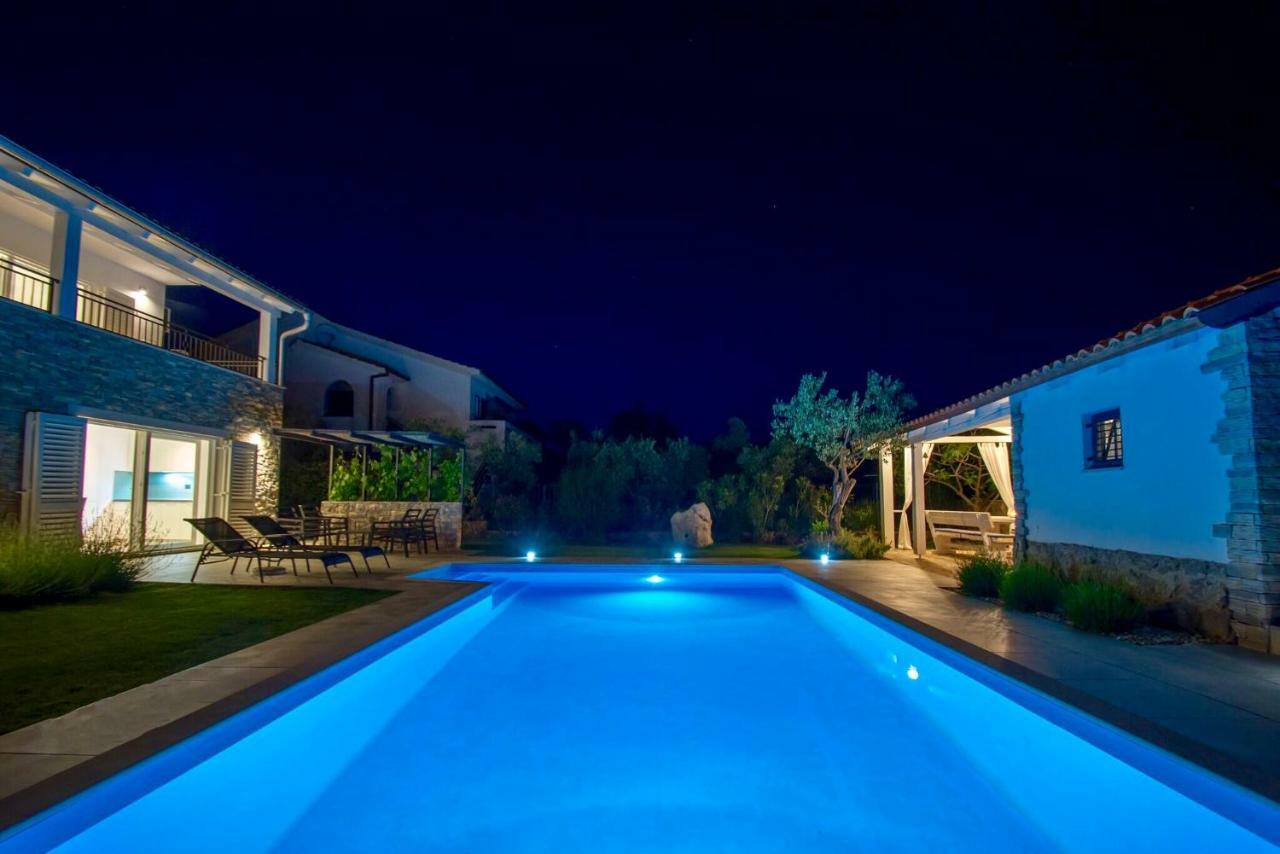 Salt & Sand Villa Kornić エクステリア 写真