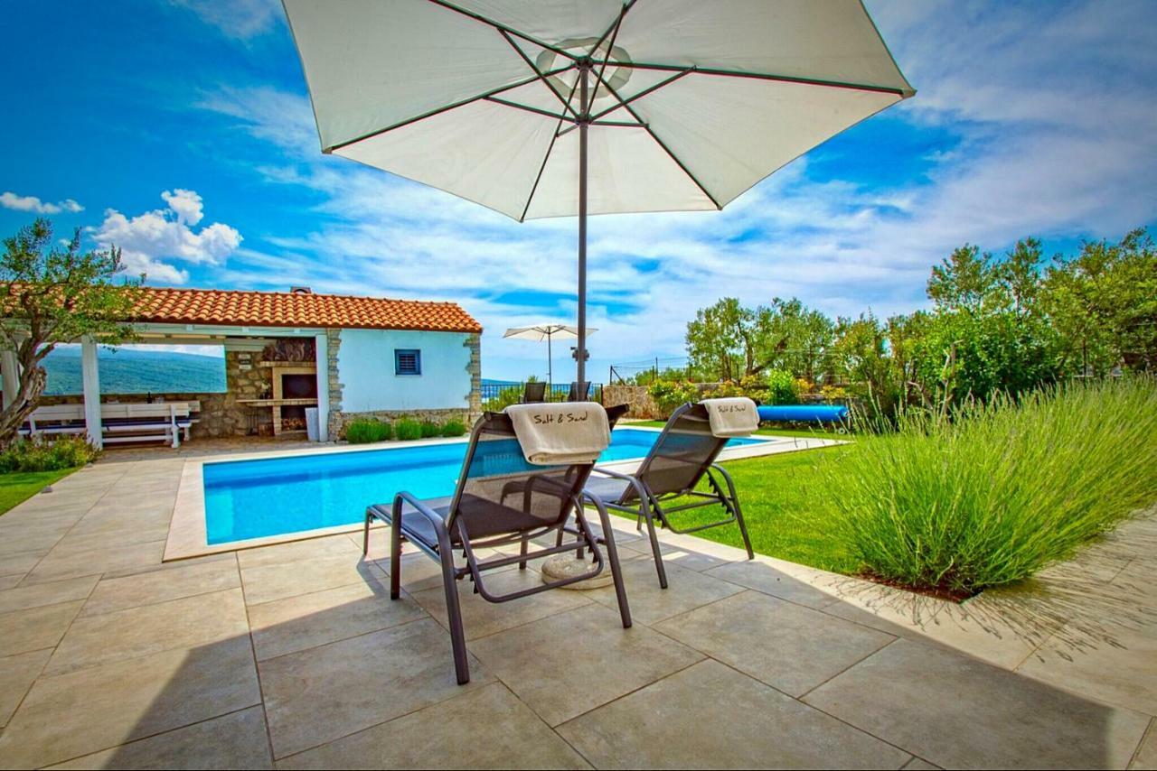 Salt & Sand Villa Kornić エクステリア 写真